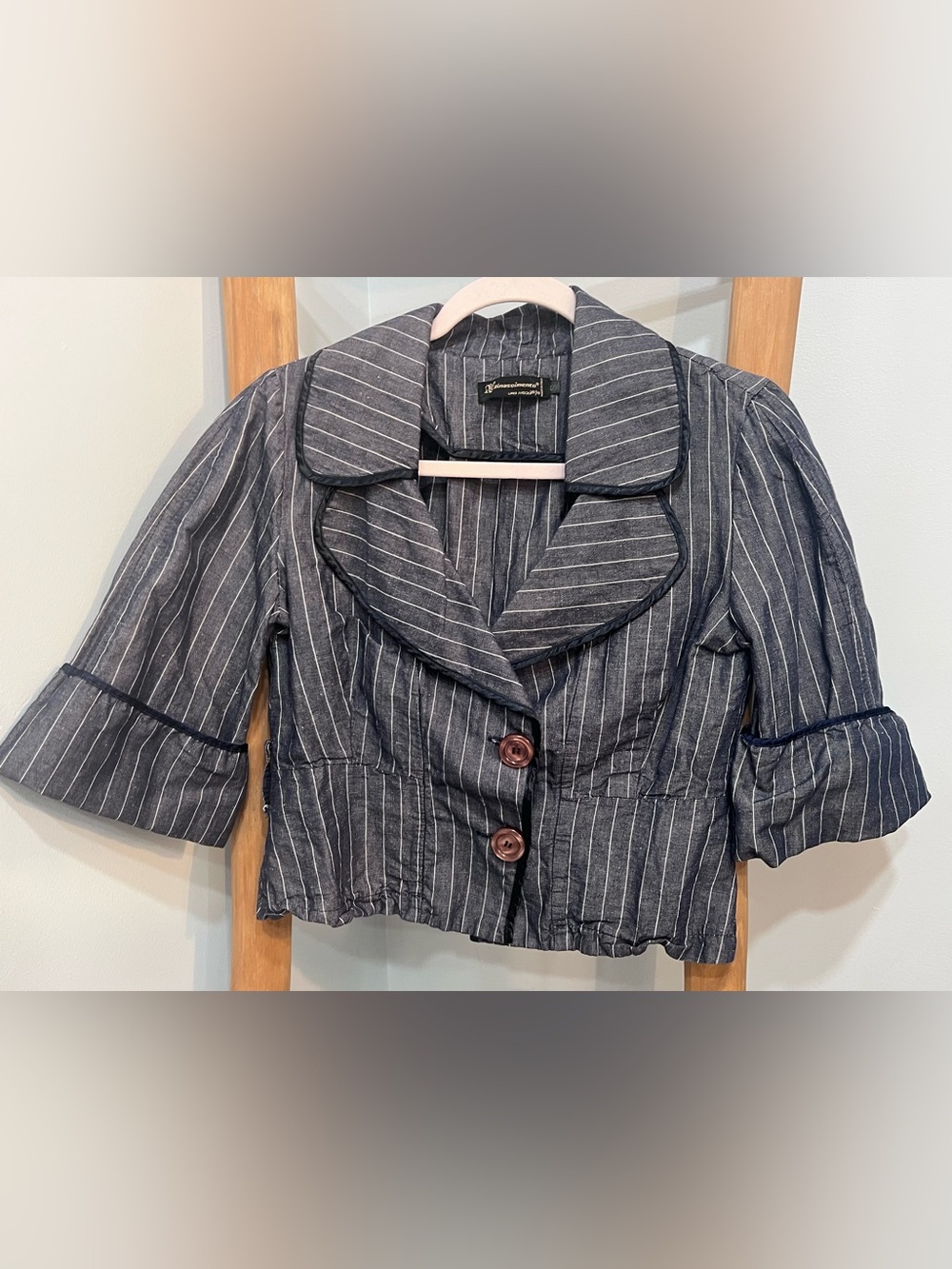 Rinascimento Made in Italy Cropped Pinstripe Jacket Blazer S